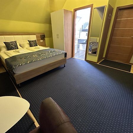 C&S Hotel Pinneberg Εξωτερικό φωτογραφία