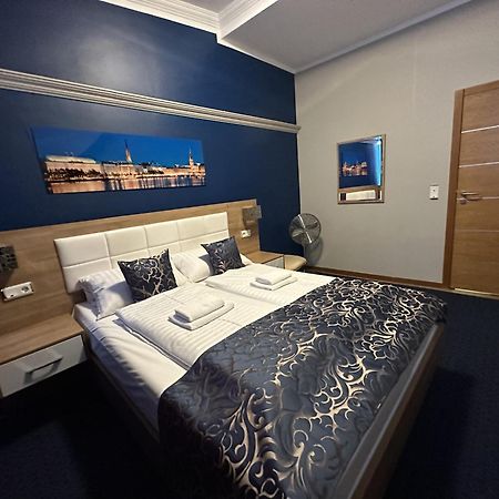 C&S Hotel Pinneberg Εξωτερικό φωτογραφία